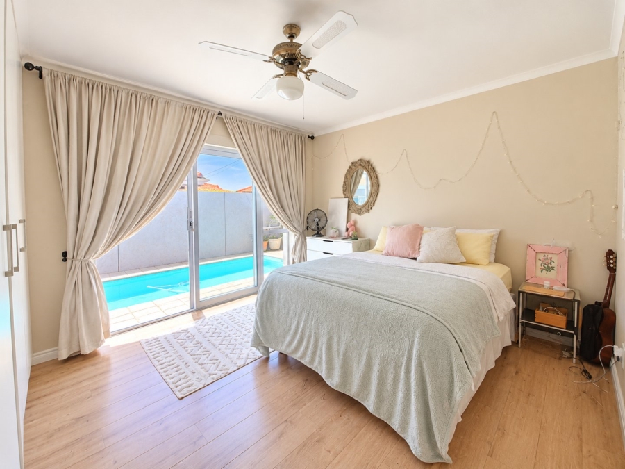 4 Bedroom Property for Sale in Melkbosstrand Central Western Cape